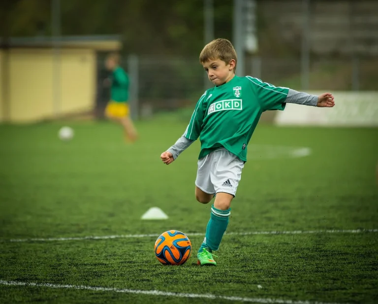 cat dureaza un meci de fotbal